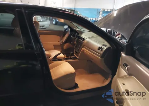 2009 Ford Fusion Se z USA, uszkodzony, nr VIN 3FAHP07Z09R161874